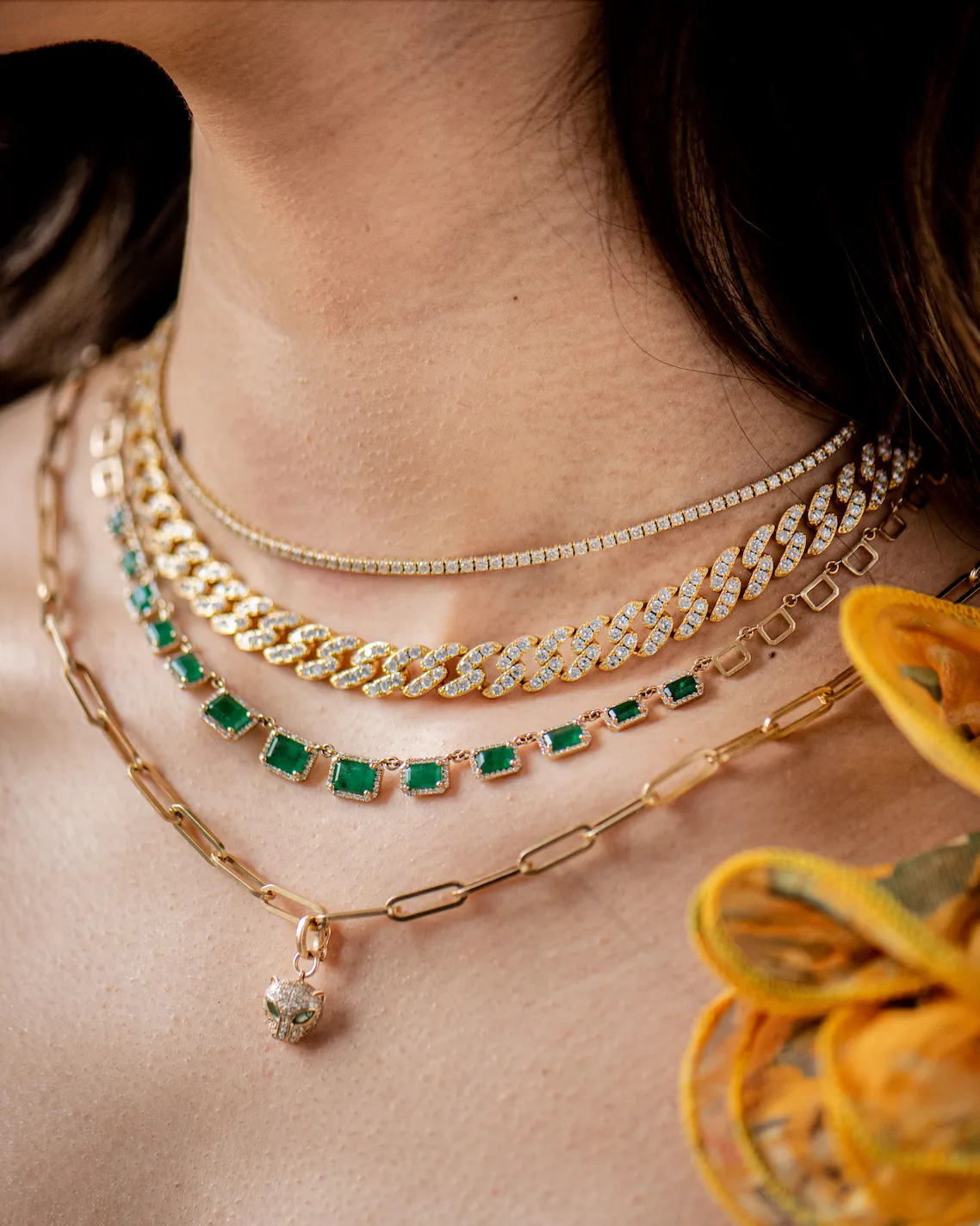 14K GOLD GRADUATED EMERALD & DIAMOND NECKLACE