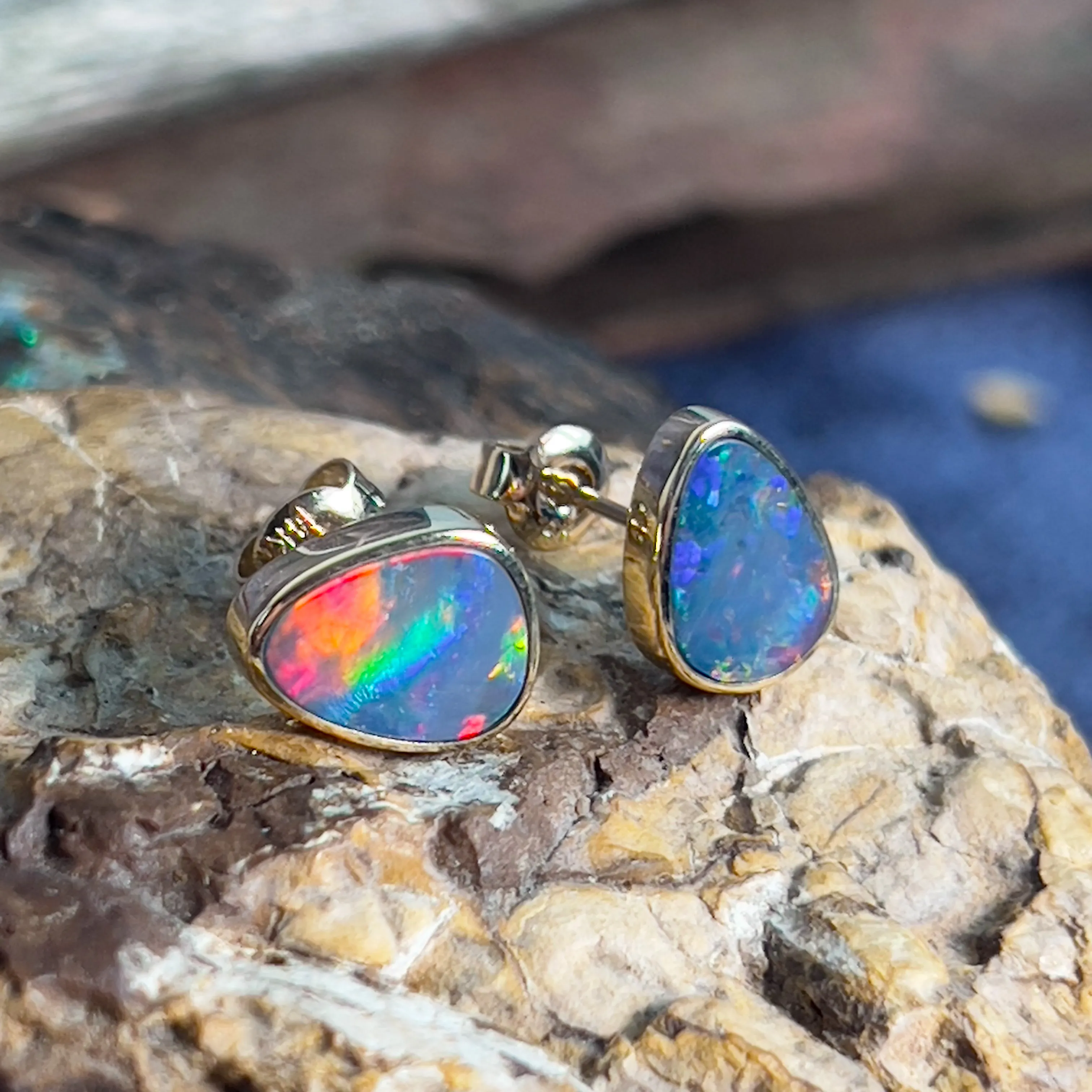 14kt Yellow Gold studs 3.65ct Opal doublet
