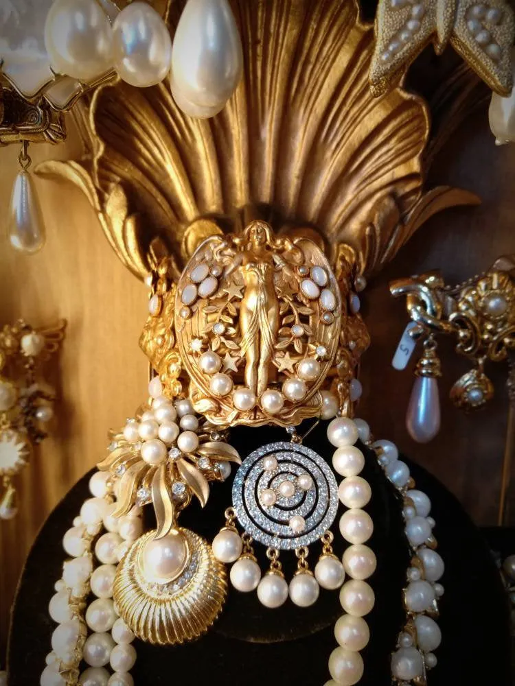 Askew London pearl Bracelet  fantasy Art Nouvau style clamper