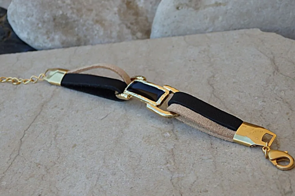 Cream and black bracelet