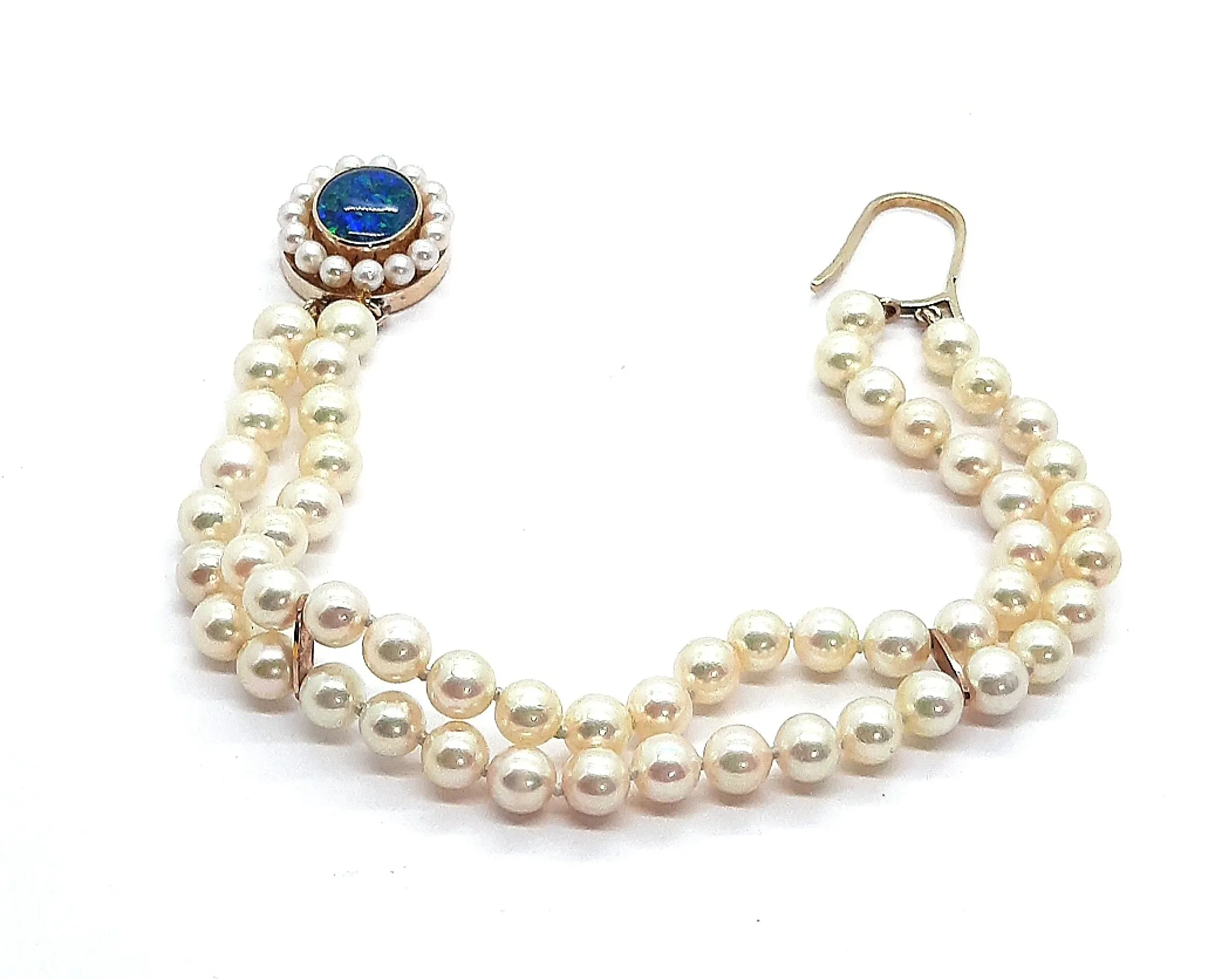 Cultured Pearl Bracelet with Opal Triplet & 9ct Yellow Gold Clasp