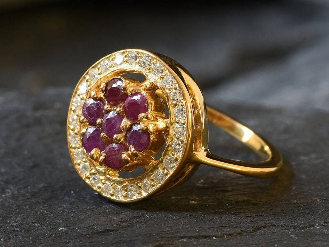 Flower Ruby Ring -  Genuine Ruby Ring - Vintage Flower Ring