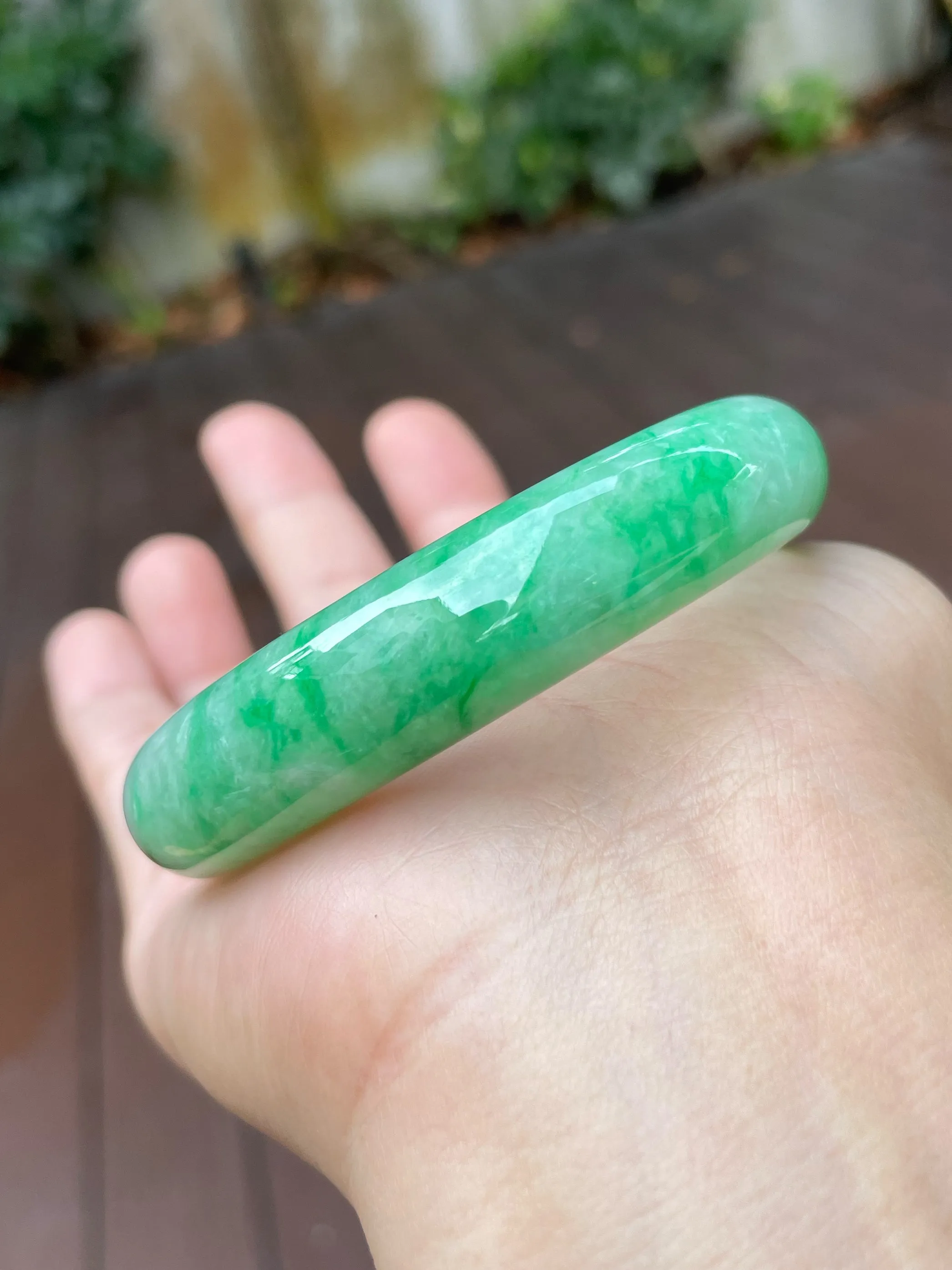Green Jadeite Bangle | 57mm (NJBA107)
