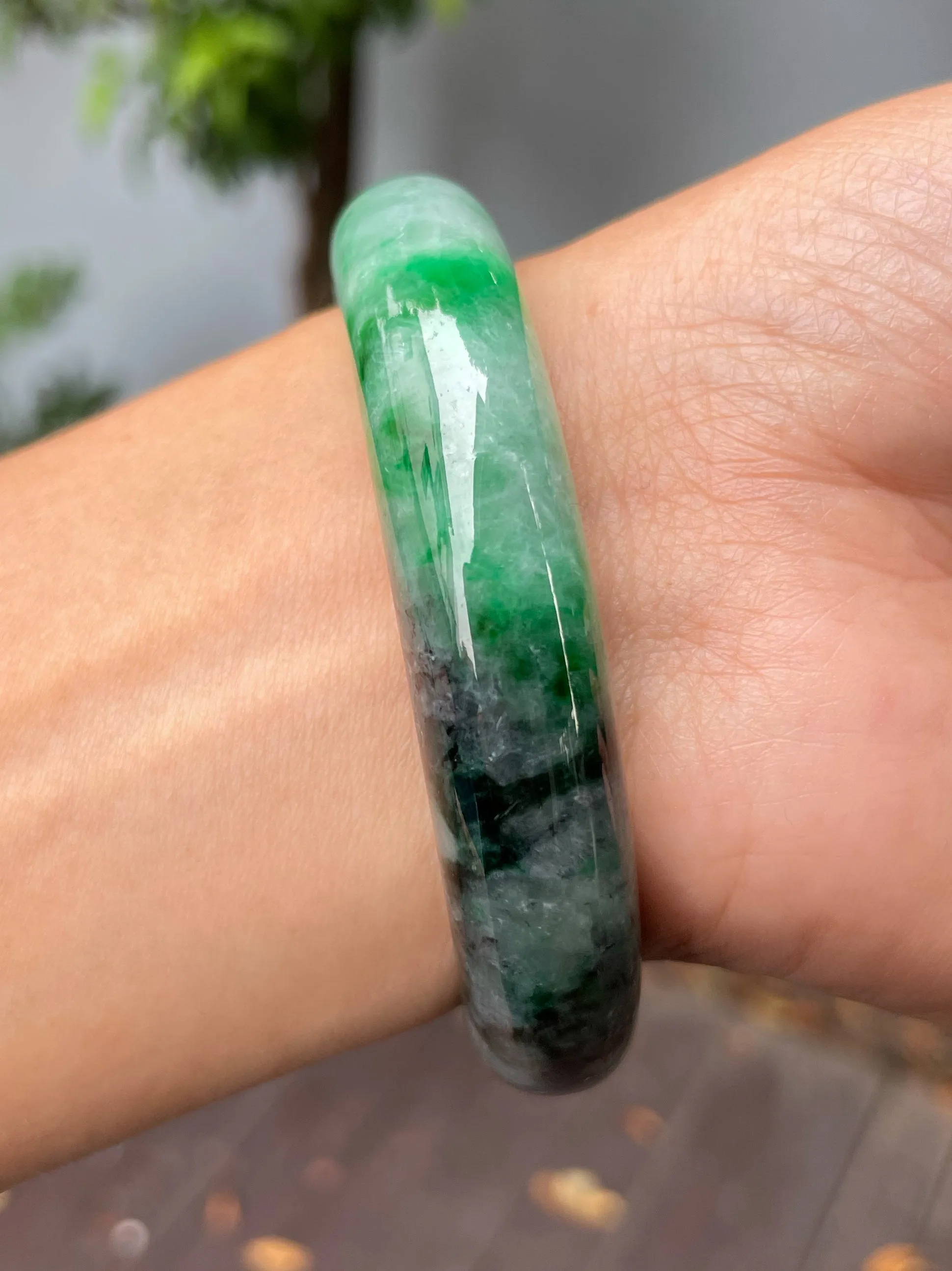 Green With Black Jade Bangle | 58mm (NJBA151)