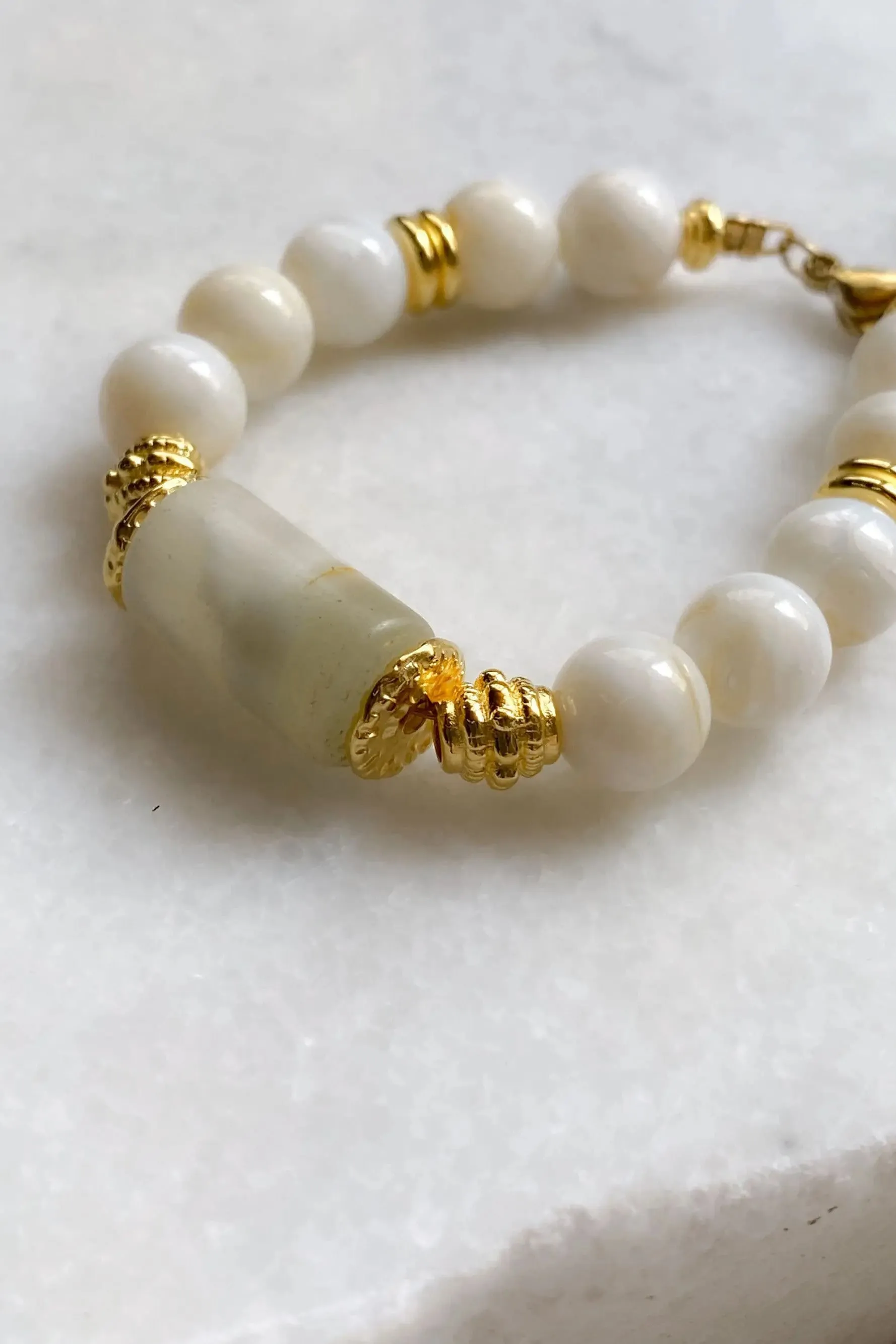 Jade & Coral Bracelet White Shell Bracelet Boho Chic Summer Bracelet for Woman Gift for Her