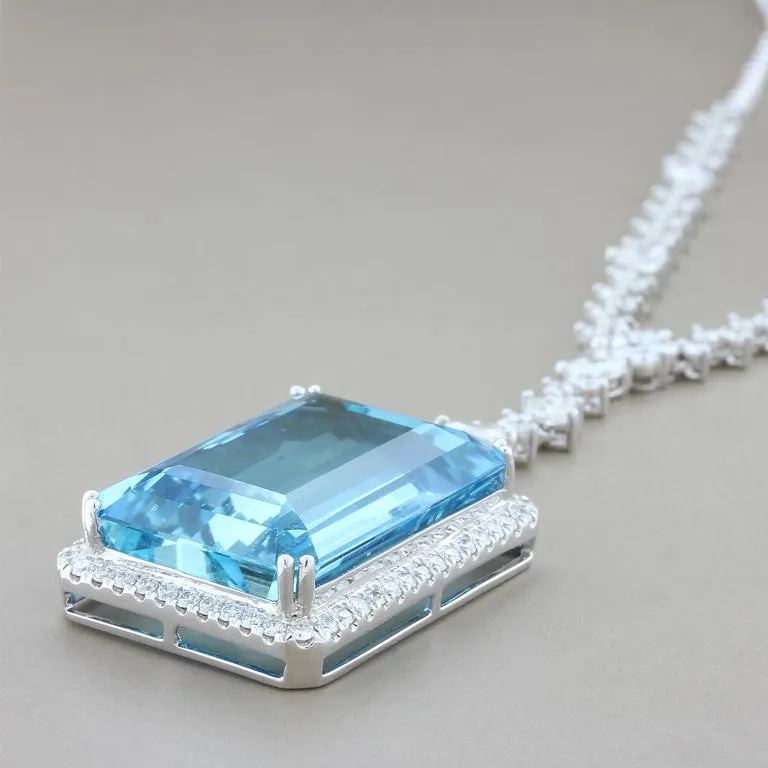 Magnificent Aquamarine Diamond Gold Necklace