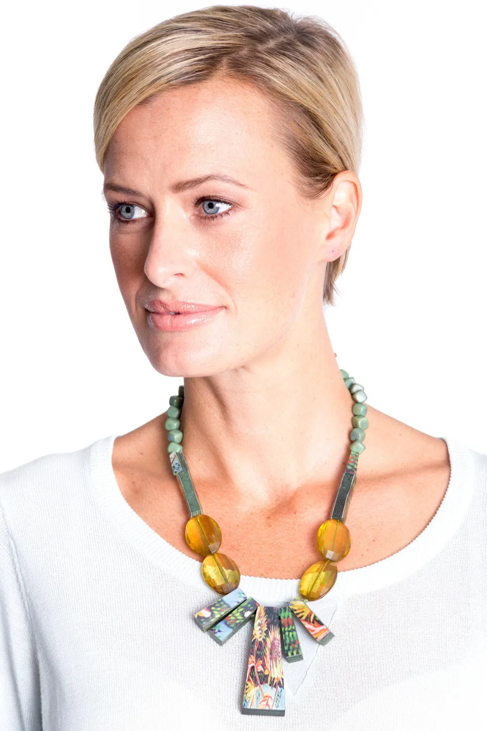 Maria Necklace in Forest Green (b)