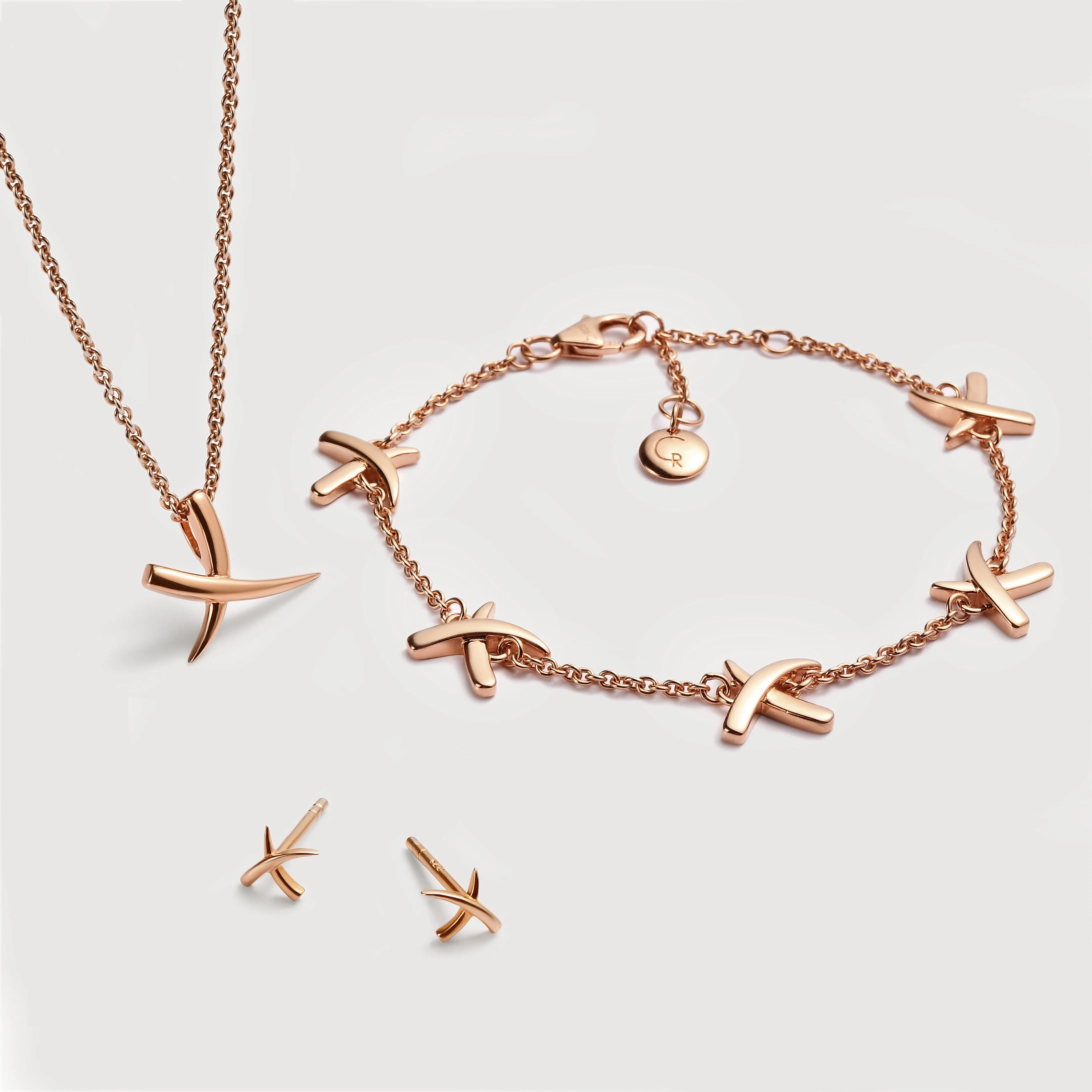 Molto Kiss Bracelet   Pendant   Stud Earring