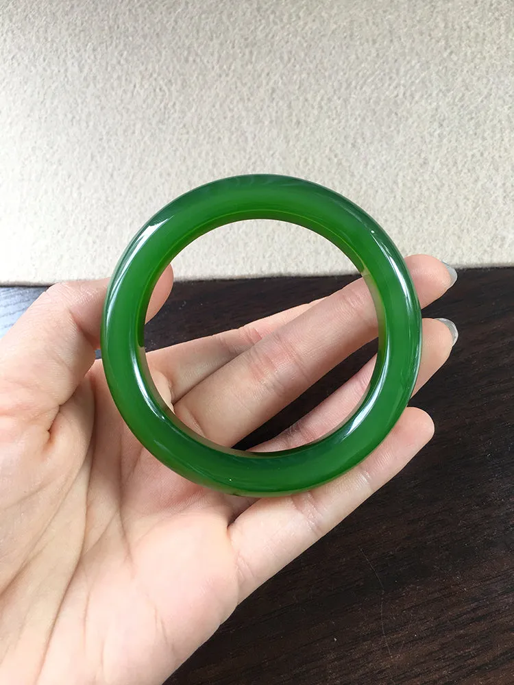 Natural Jade Bangle Nephrite Bangle Internal Diameter 54.1mm NBE048