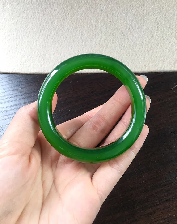 Natural Jade Bangle Nephrite Bangle Internal Diameter 54.1mm NBE048
