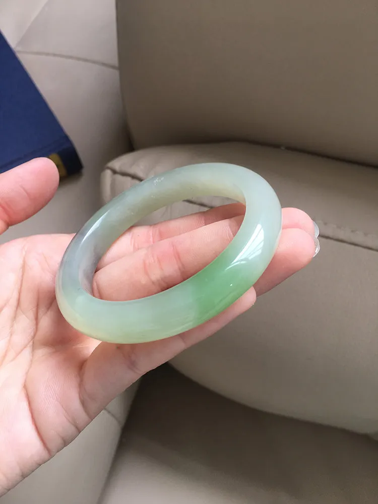 Natural Jade Bangle Nephrite Bangle Internal Diameter 54mm NBE021