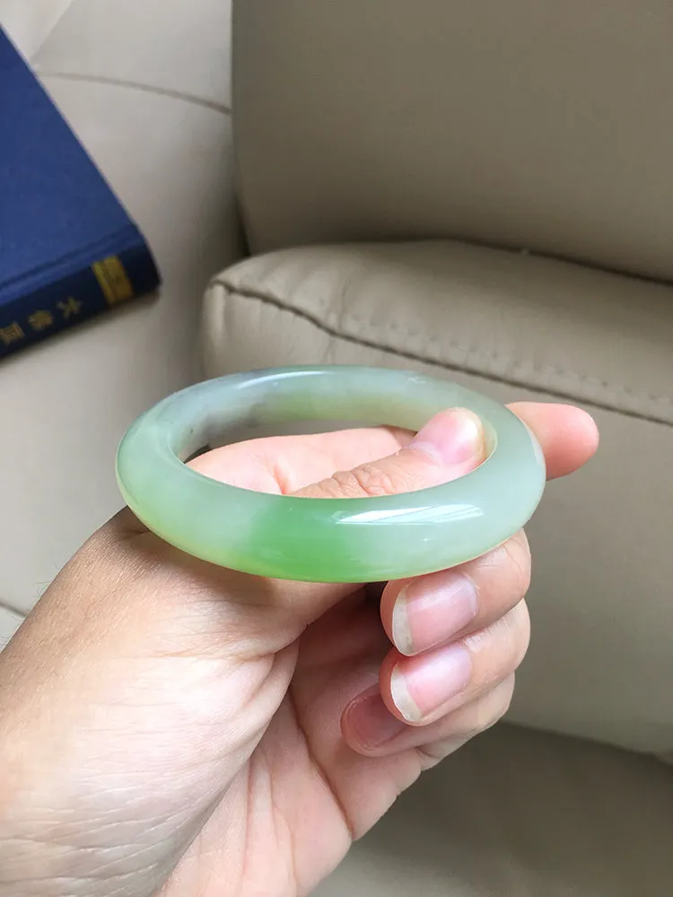 Natural Jade Bangle Nephrite Bangle Internal Diameter 54mm NBE021