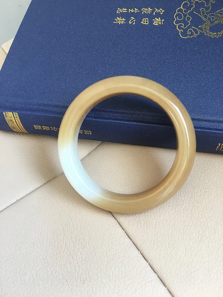 Natural Jade Bangle Nephrite Bangle Internal Diameter 61.3mm NBE016