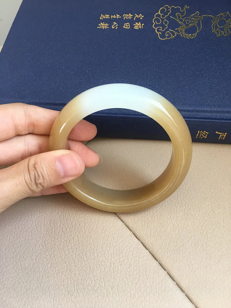 Natural Jade Bangle Nephrite Bangle Internal Diameter 61.3mm NBE016
