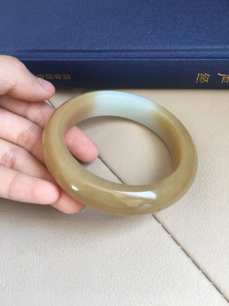 Natural Jade Bangle Nephrite Bangle Internal Diameter 61.3mm NBE016