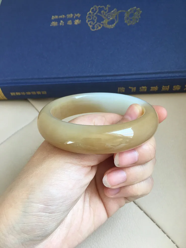 Natural Jade Bangle Nephrite Bangle Internal Diameter 61.3mm NBE016