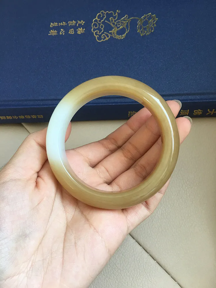 Natural Jade Bangle Nephrite Bangle Internal Diameter 61.3mm NBE016