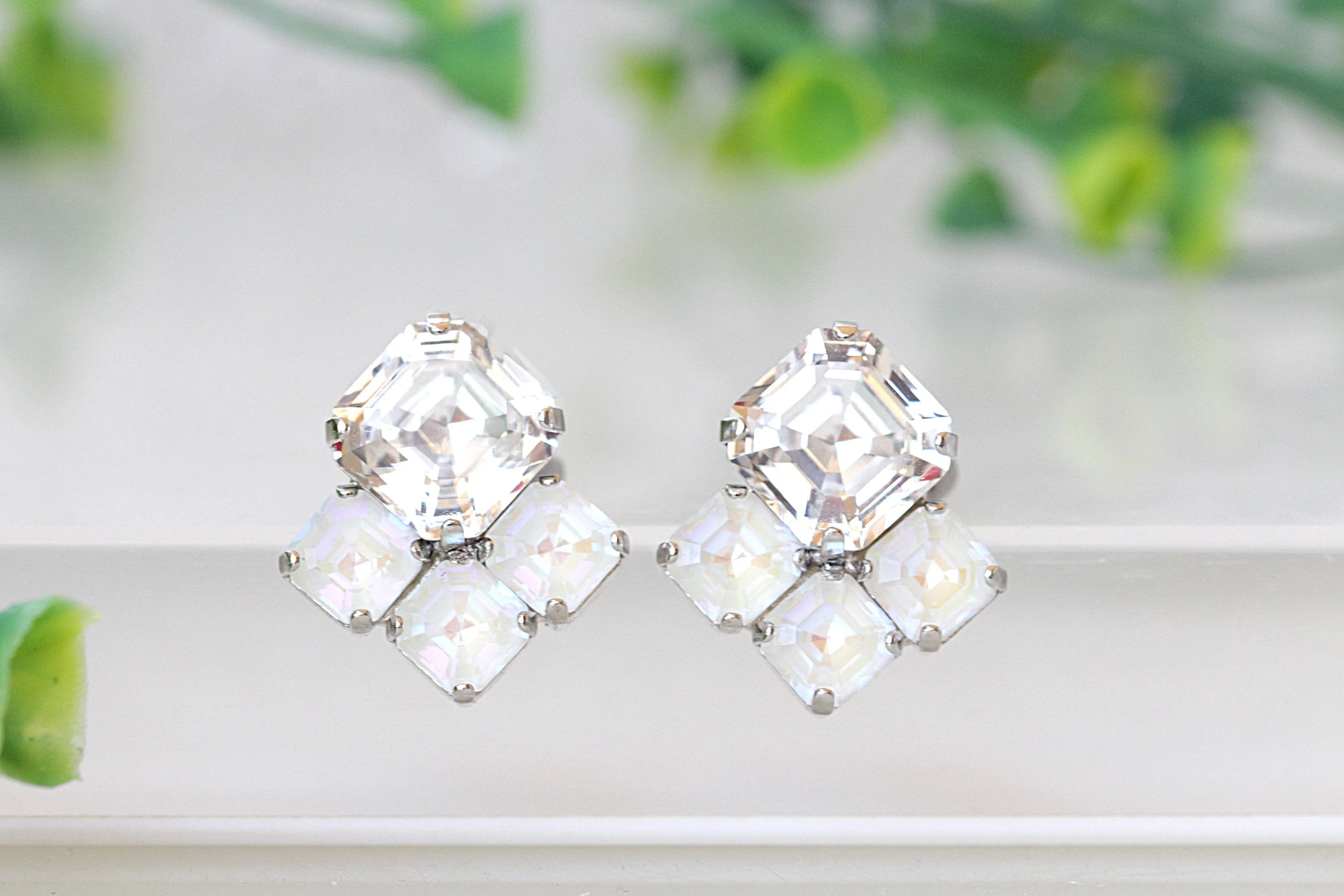 OPAL SQUARE EARRINGS