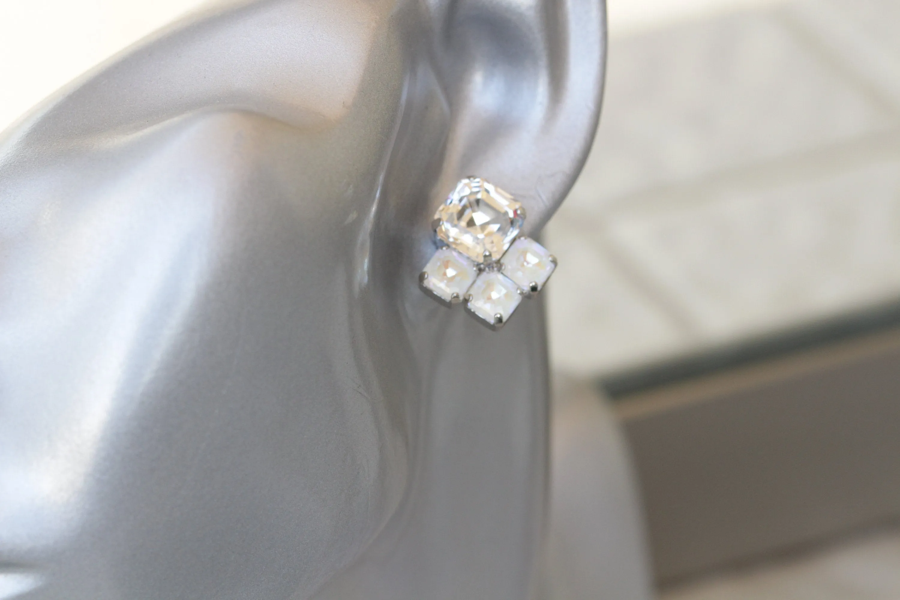 OPAL SQUARE EARRINGS
