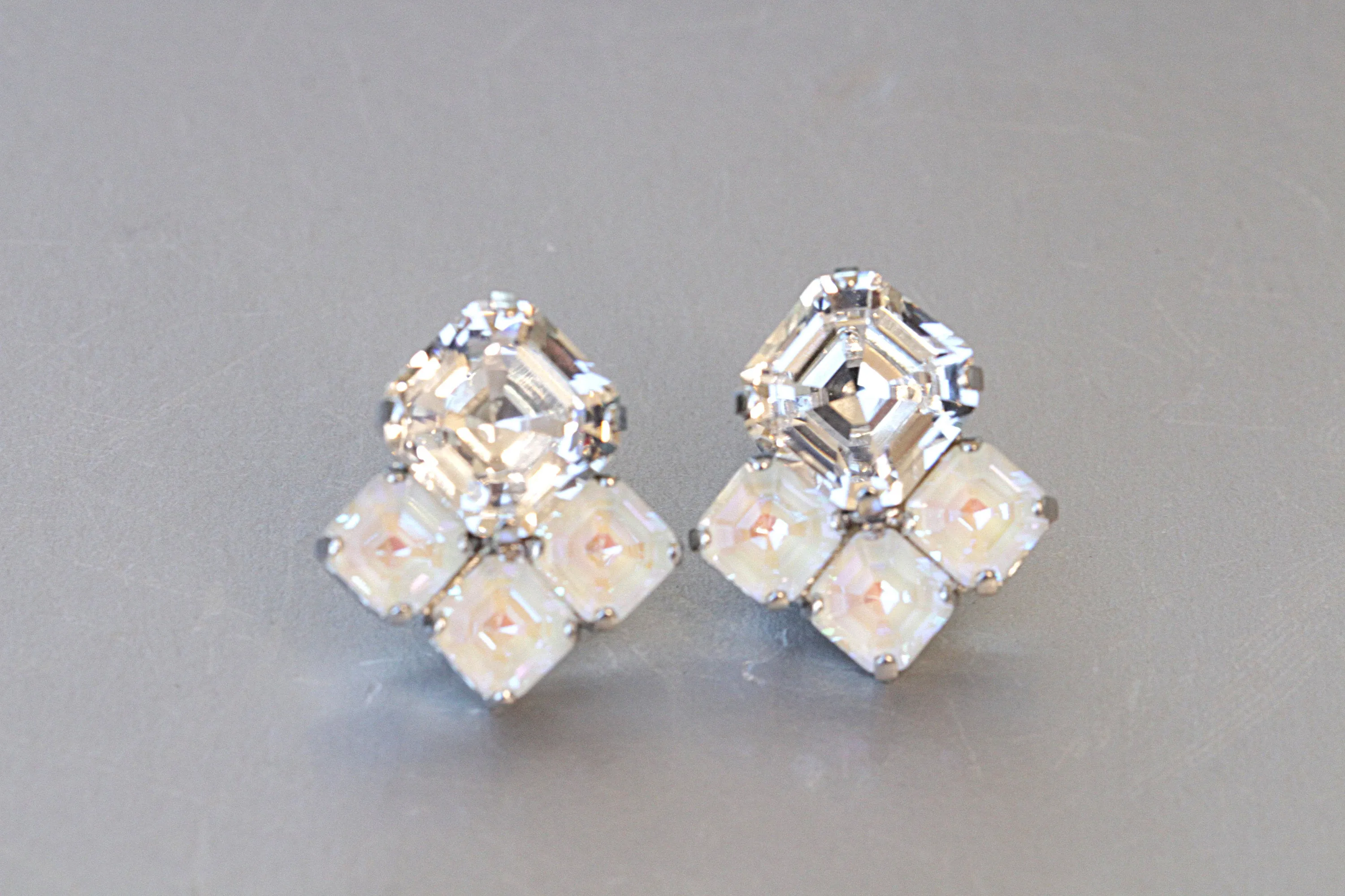 OPAL SQUARE EARRINGS