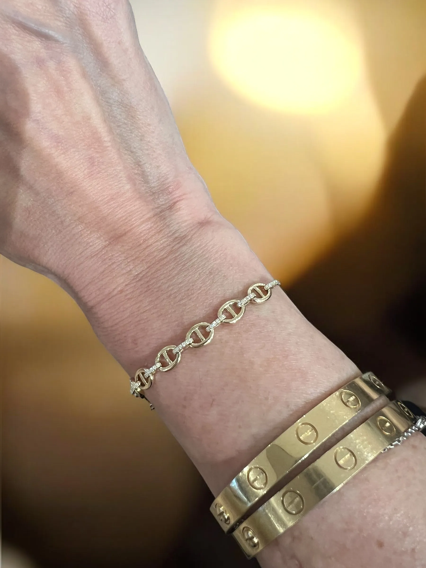 OPEN  LINK DIAMOND BRACELET