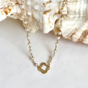 Pearl Choker - Clover