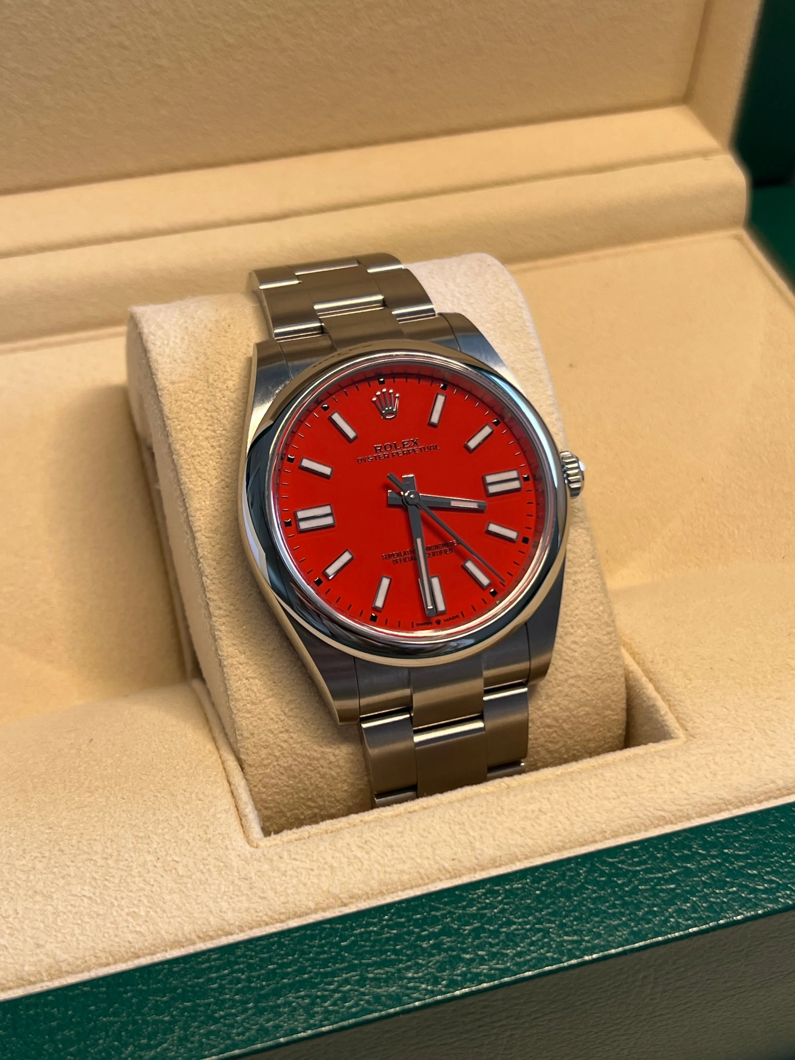 Rolex - Pre-owned Oyster Perpetual 41mm Coral Red Dial 124300
