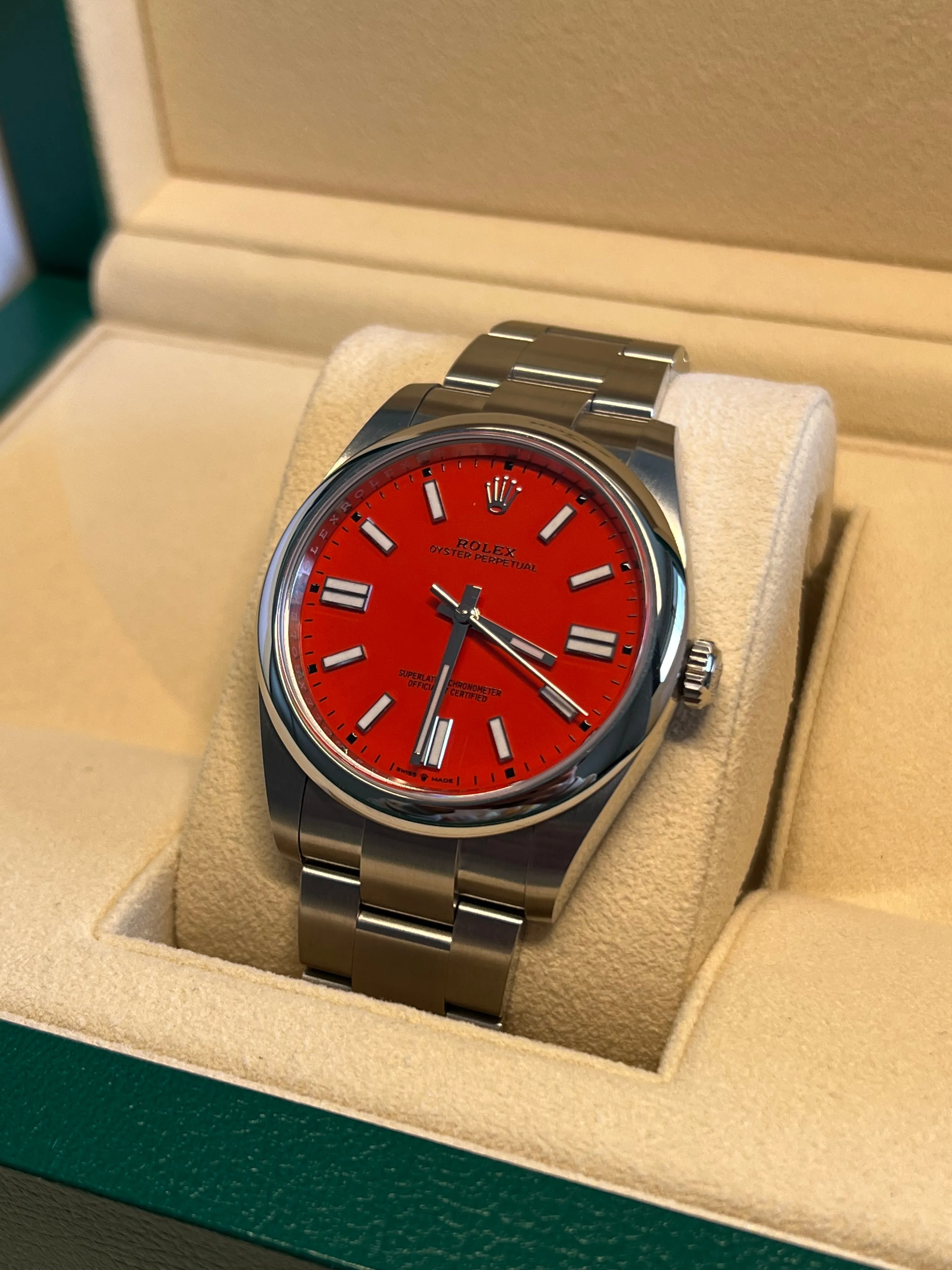 Rolex - Pre-owned Oyster Perpetual 41mm Coral Red Dial 124300