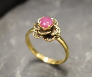 Ruby Gold Ring - Vintage Rose Ring - Flower Ruby Ring