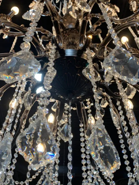 *SCHONBEK CHANDELIER 25 LIGHTS 3 TIERS