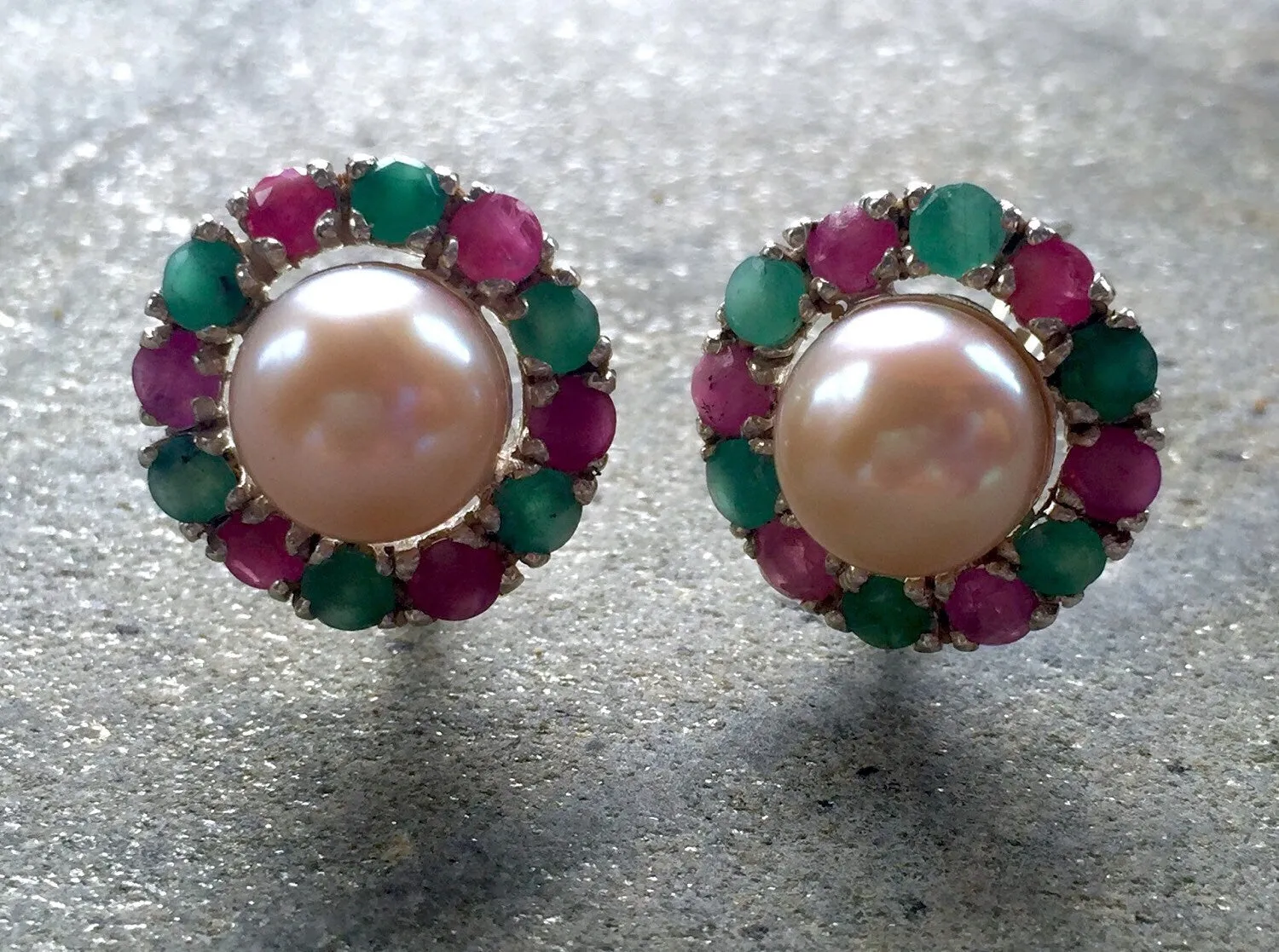Victorian Pearl Earrings - Pearl Flower Studs - Beige Pearl Earrings