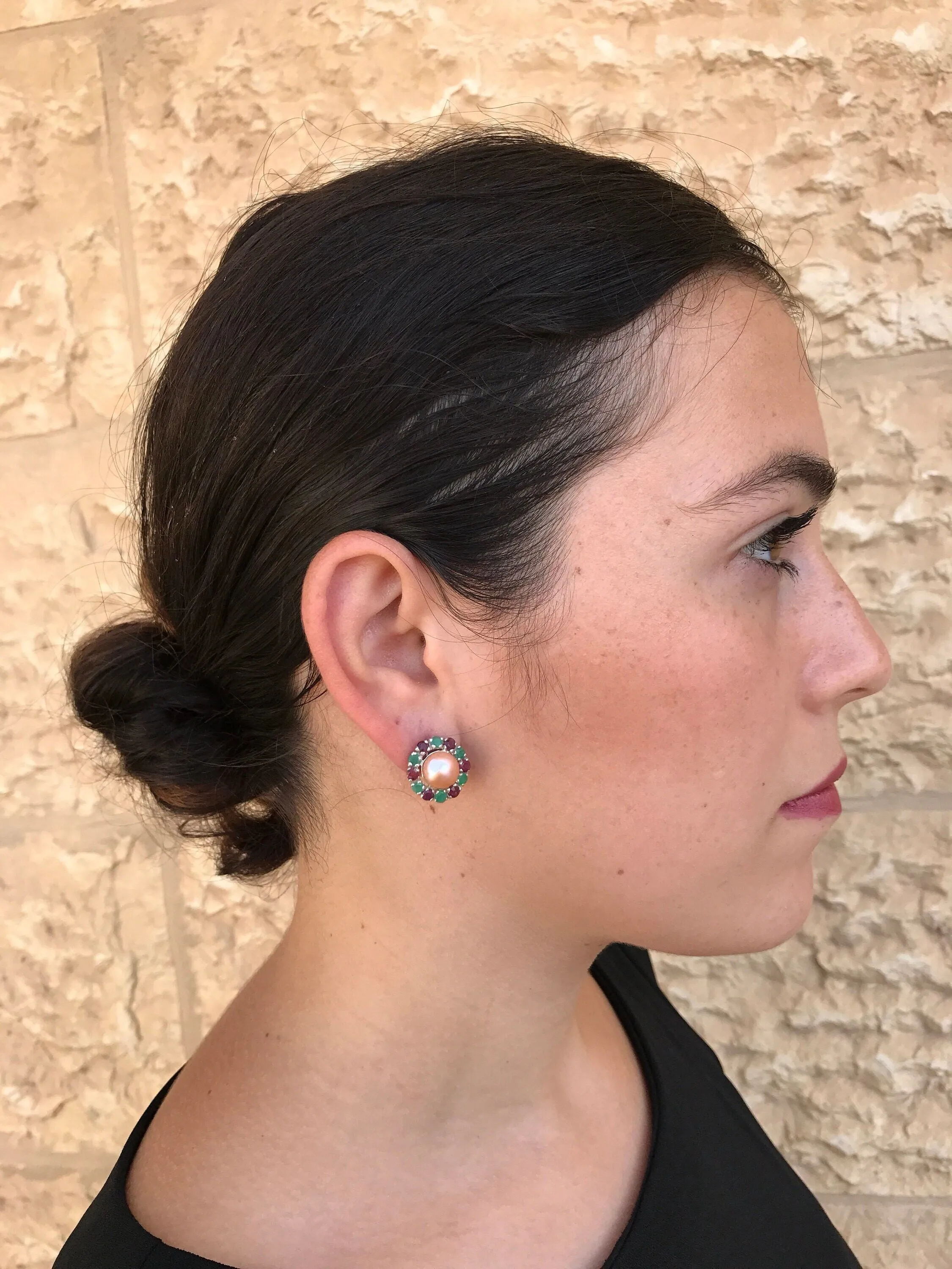 Victorian Pearl Earrings - Pearl Flower Studs - Beige Pearl Earrings