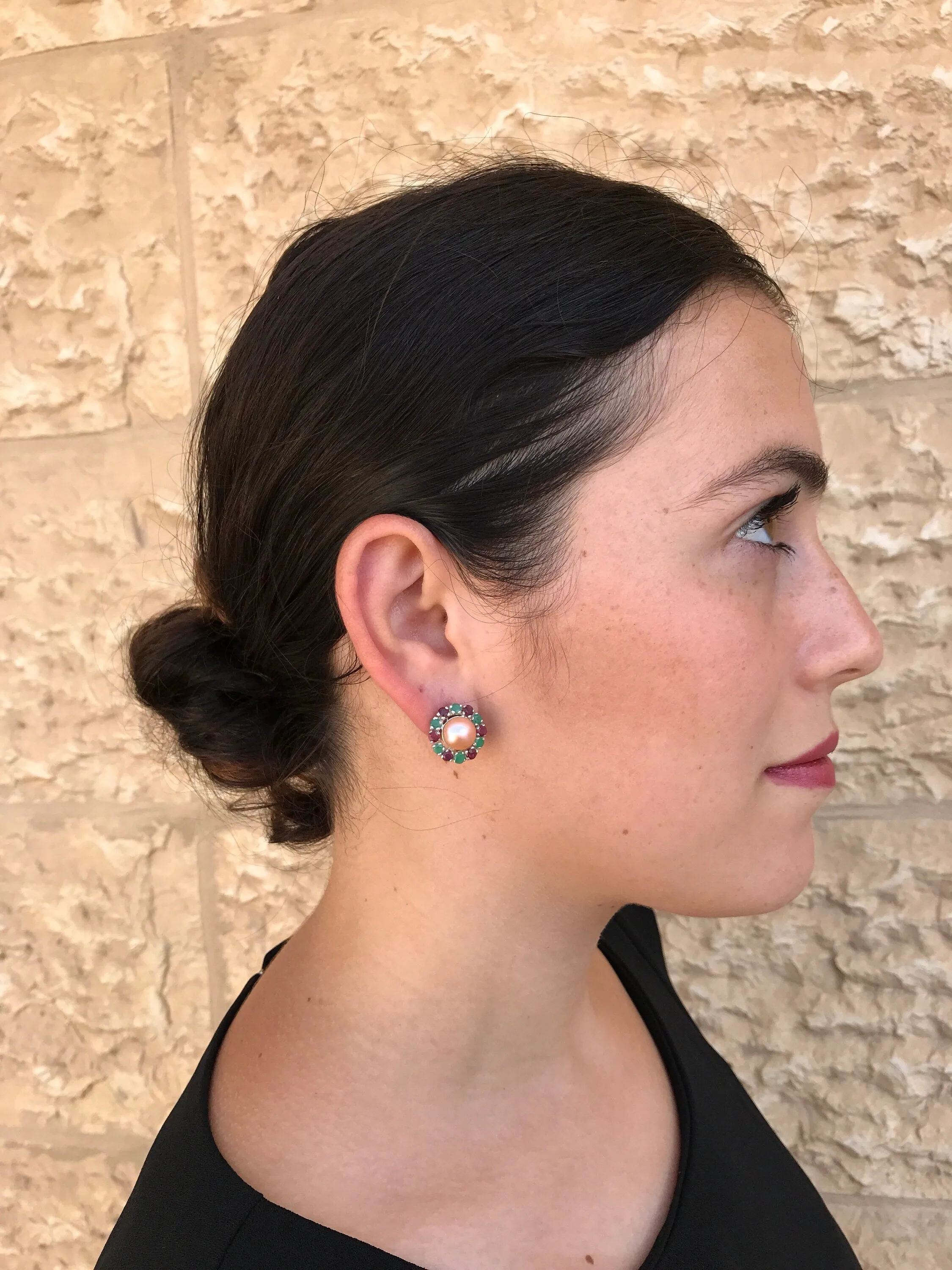 Victorian Pearl Earrings - Pearl Flower Studs - Beige Pearl Earrings