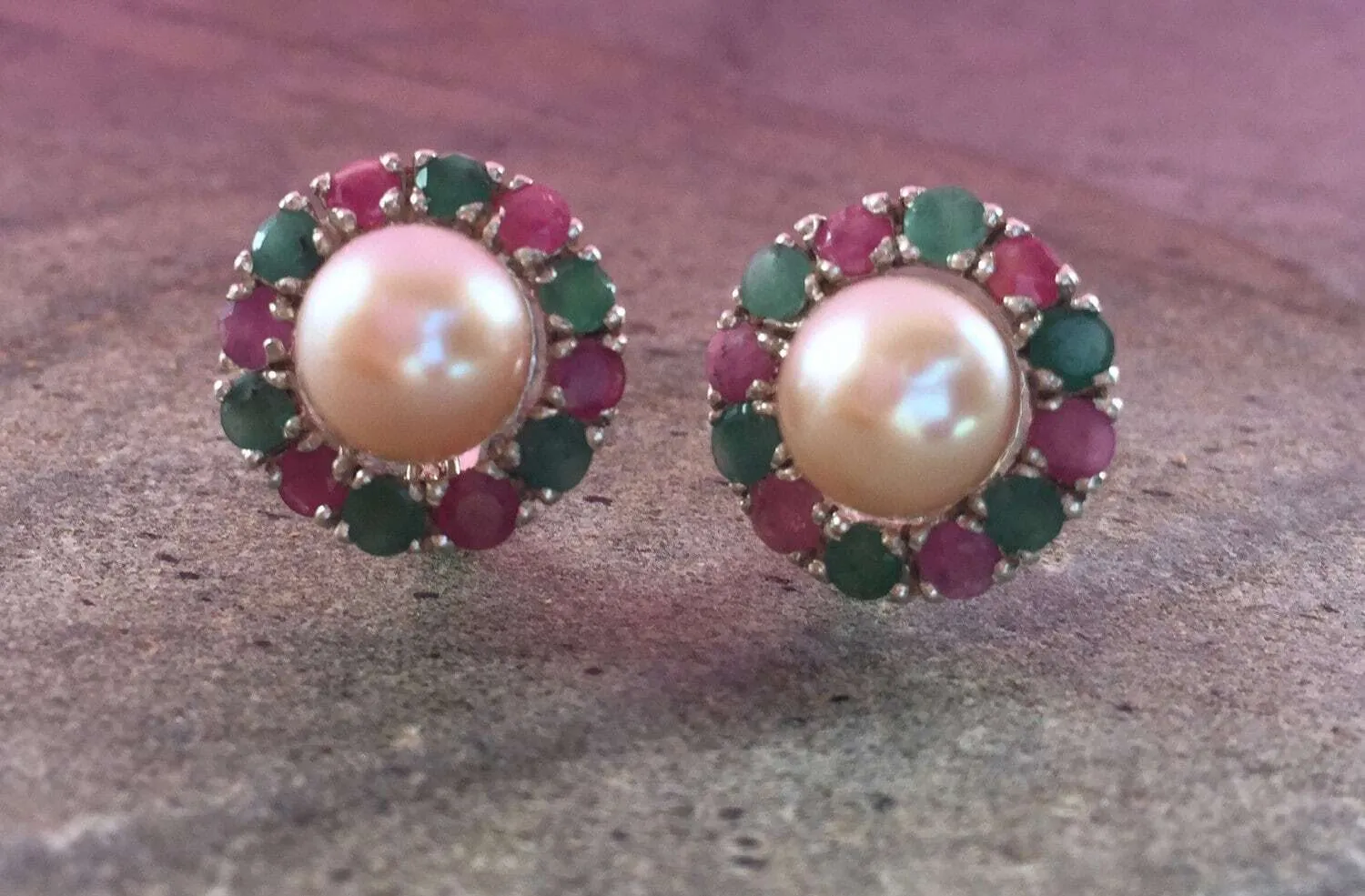 Victorian Pearl Earrings - Pearl Flower Studs - Beige Pearl Earrings