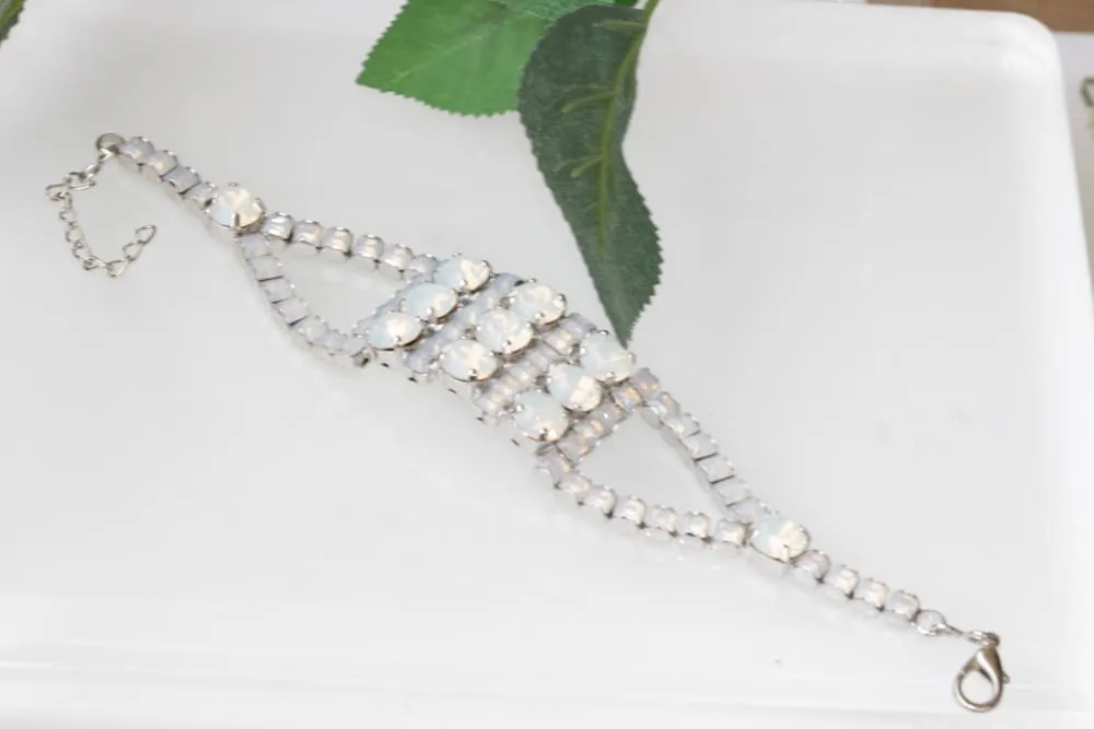 WHITE BANGLE BRACELET