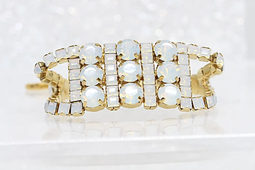 WHITE BANGLE BRACELET