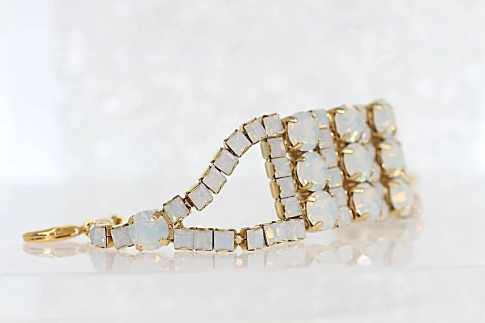 WHITE BANGLE BRACELET