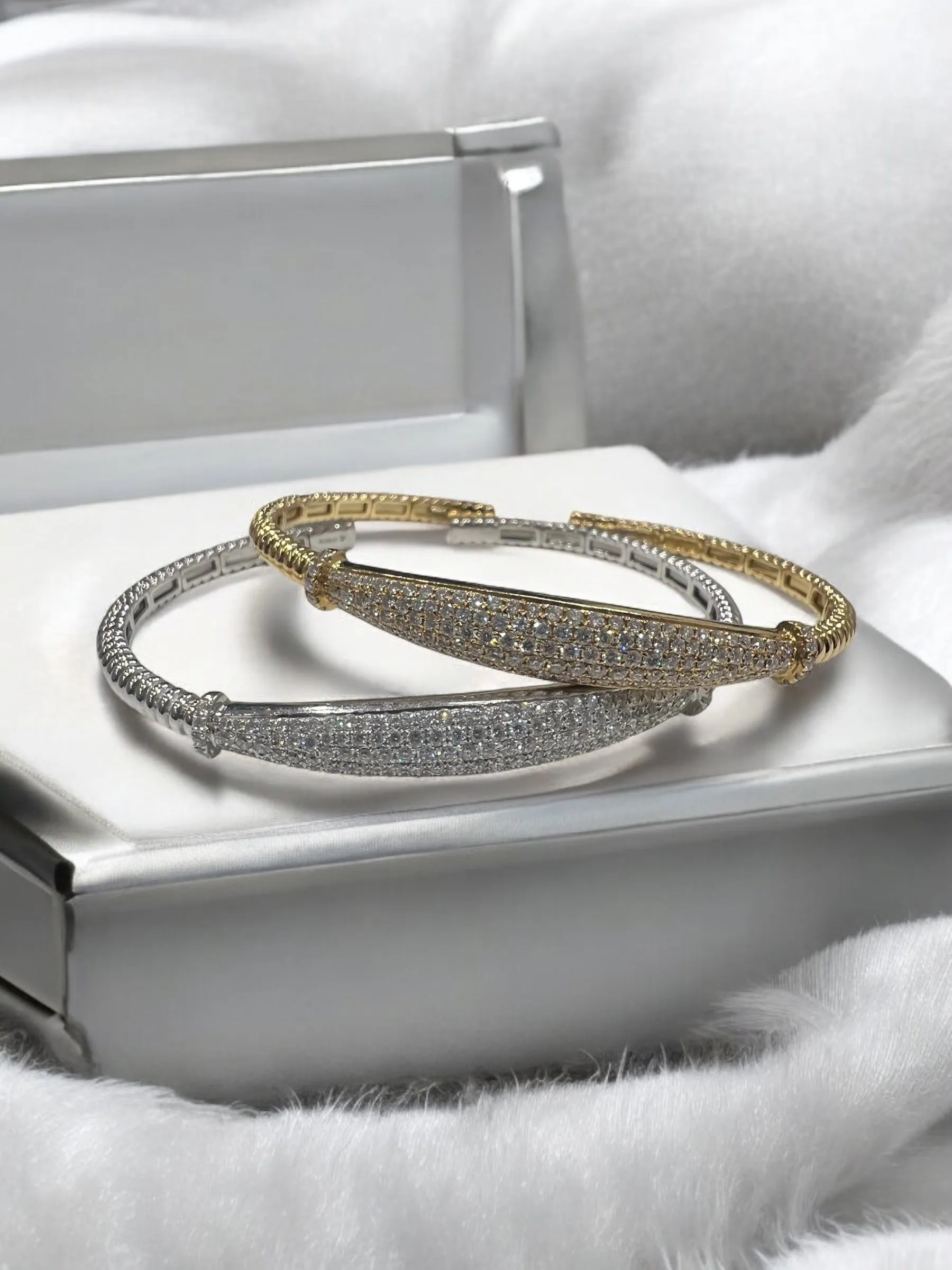 Yellow gold pave diamond bangle
